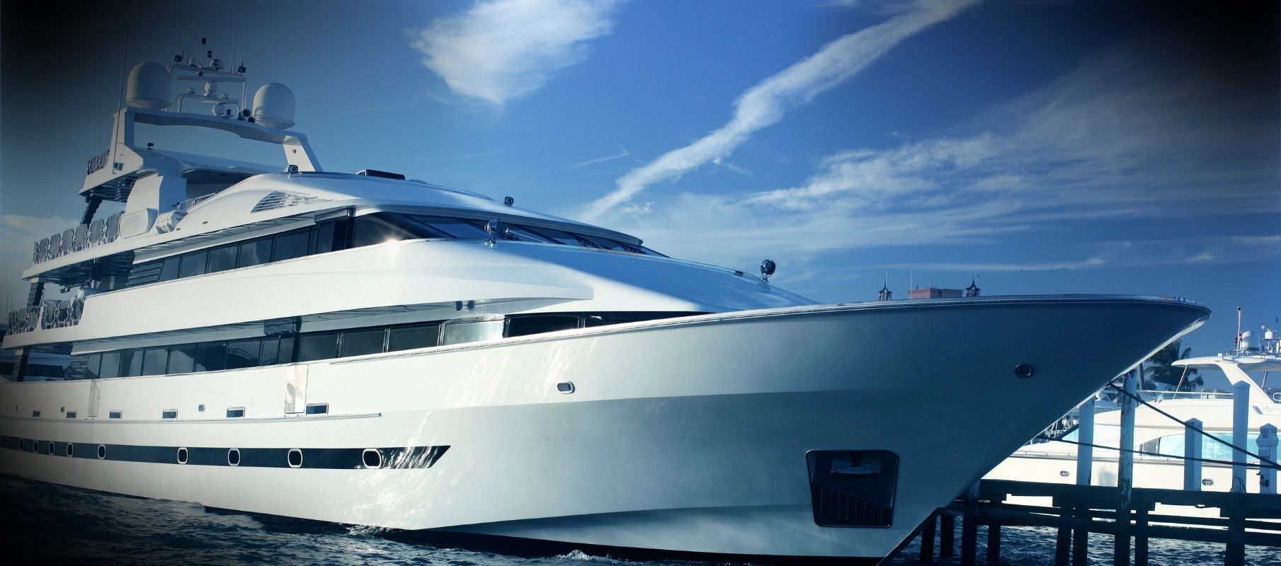yacht and boat rental uae